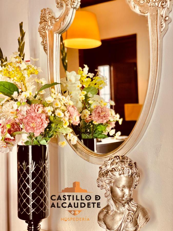 Hospederia Castillo De Alcaudete Eksteriør bilde